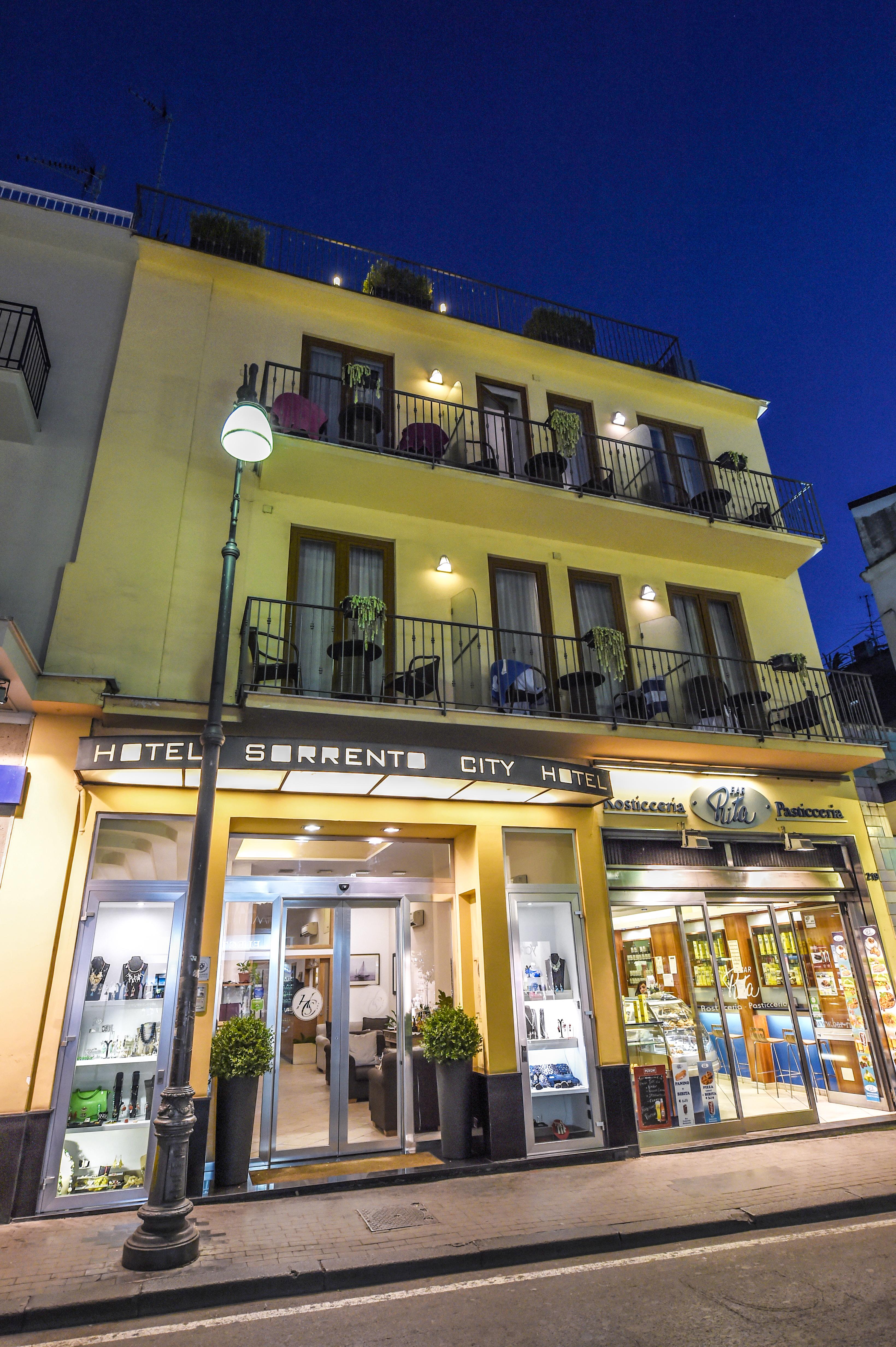 Hotel Sorrento City מראה חיצוני תמונה